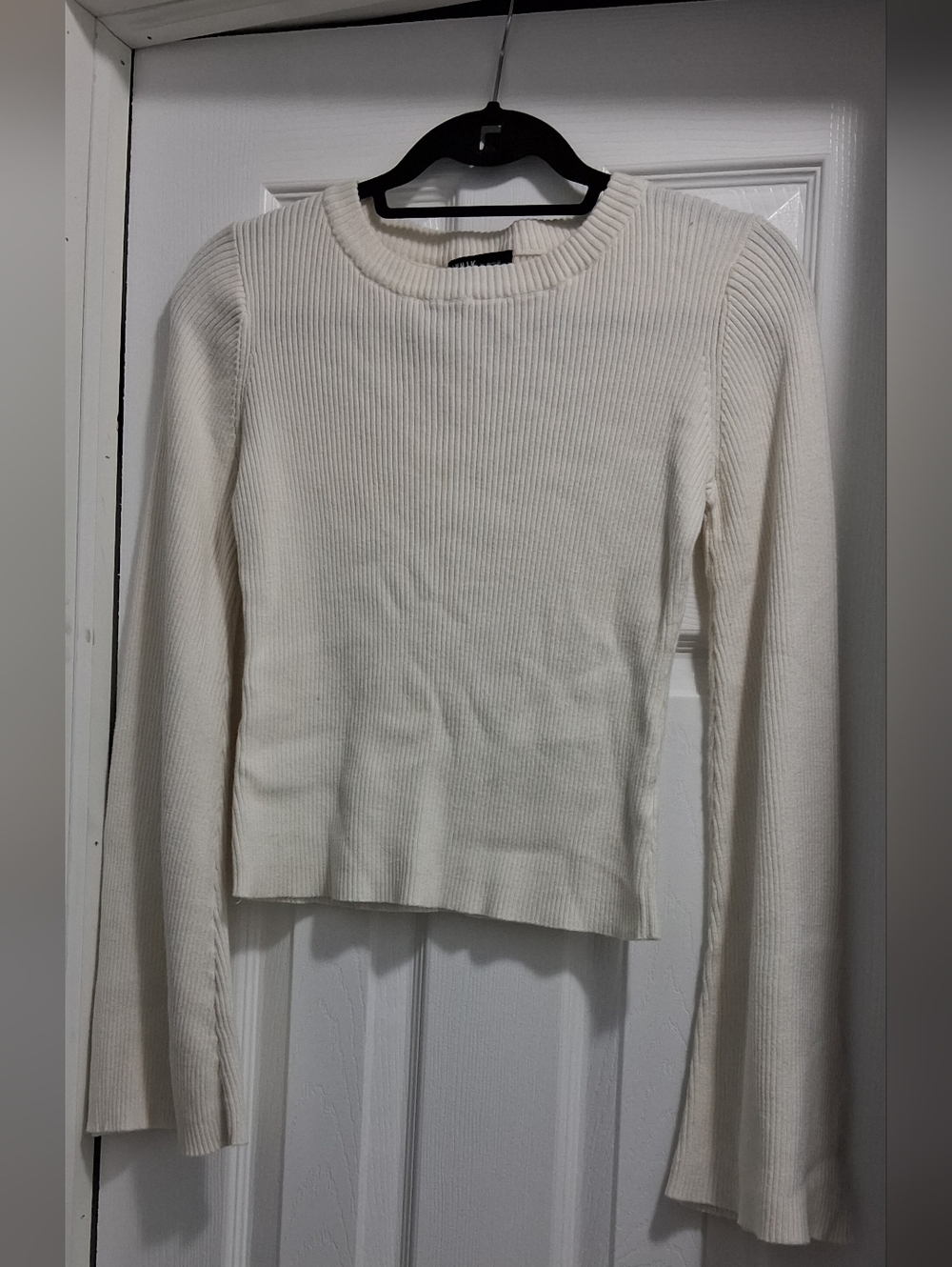 Unik Ribbed Long-Sleeve Knit Top in Off-White